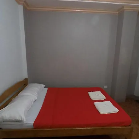 Pe\'Re Aristo Guesthouse
