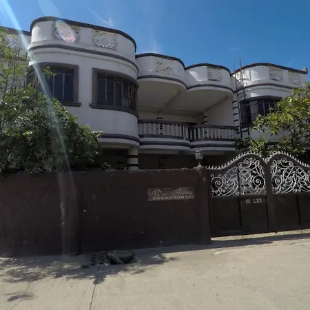 Pe'Re Aristo Guesthouse
